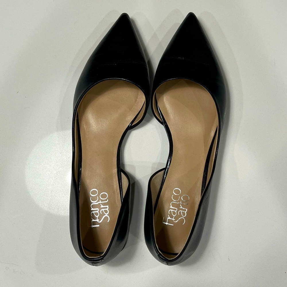 Never worn-Franco Sarto pointy toe flat